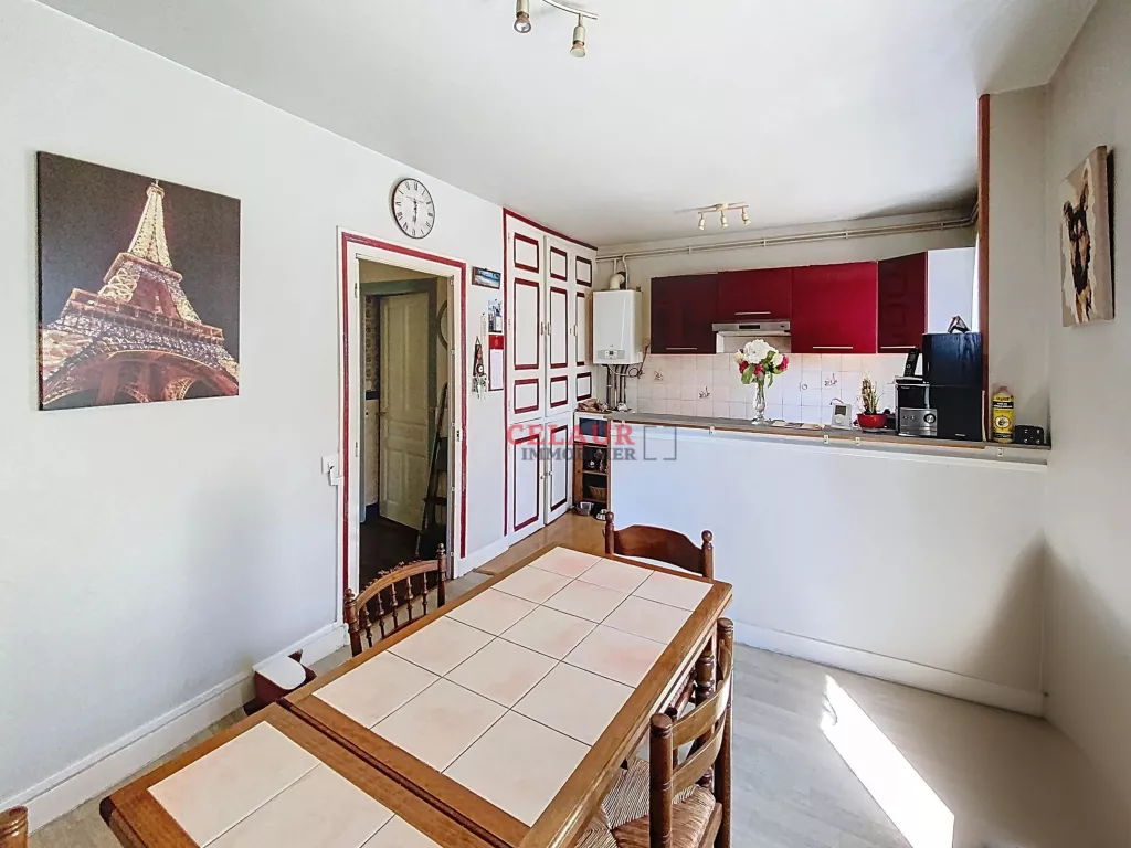 MAISON 102 M2 À DEUX PAS DU BOURG DE LAGUENNE