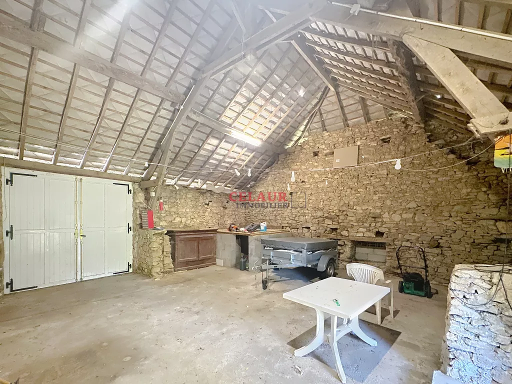 ENSEMBLE EN PIERRE ENTRE TULLE ET BRIVE