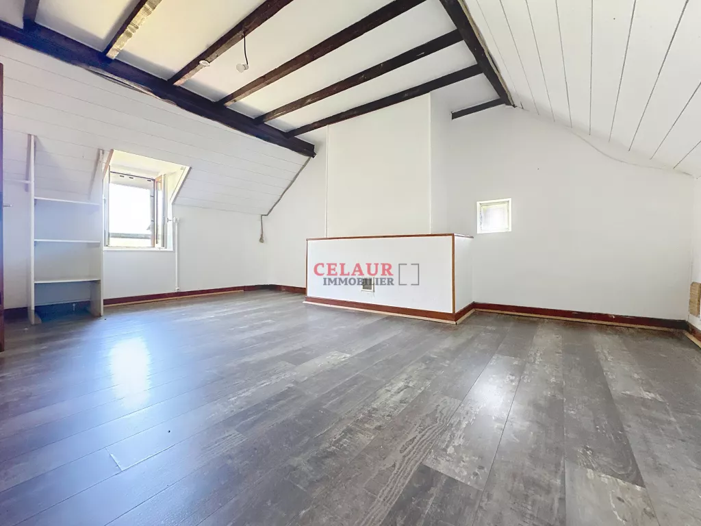 ENSEMBLE EN PIERRE ENTRE TULLE ET BRIVE