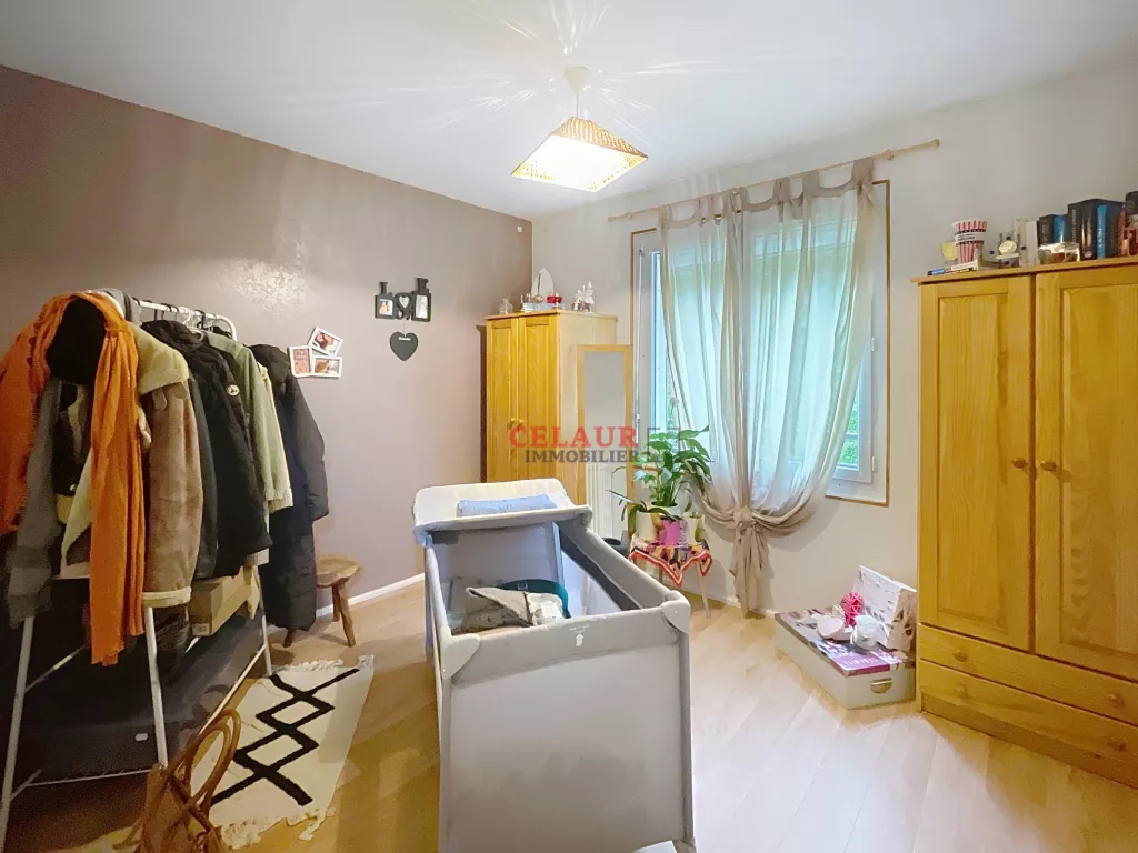 APPARTEMENT 3 CHAMBRES AVEC ASCENCEUR