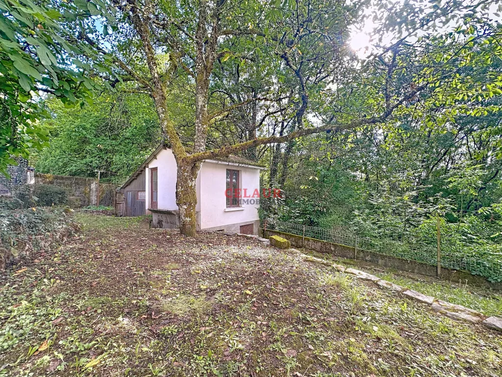 APPARTEMENT AVEC JARDIN