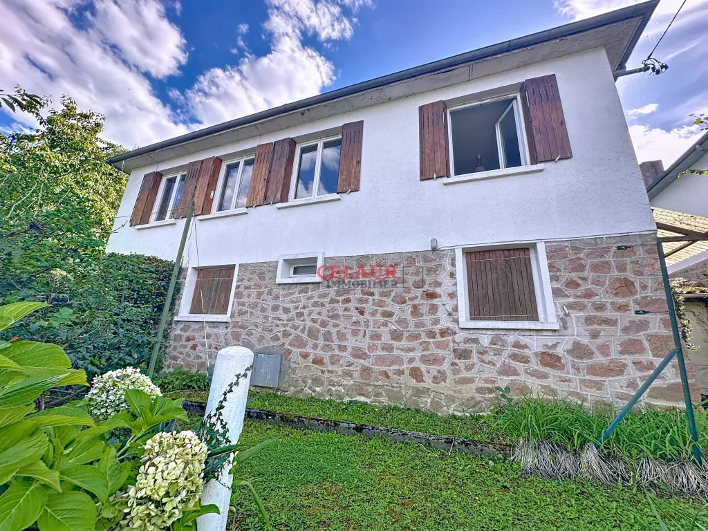 CHARMANTE MAISON AVEC VUE