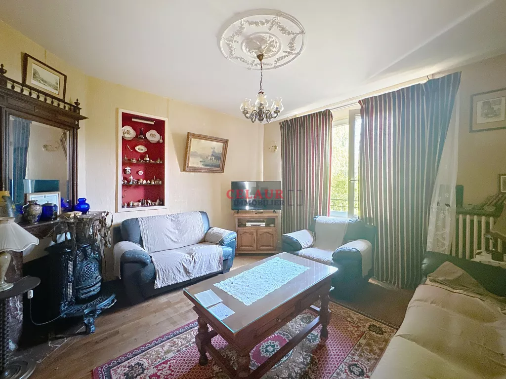 MAISON FAMILIALE AVEC JARDIN ARBORÉ À CLERGOUX