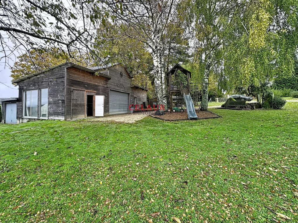 MAISON AVEC PISCINE ET DÉPENDANCE À 15 MINUTES DE TULLE