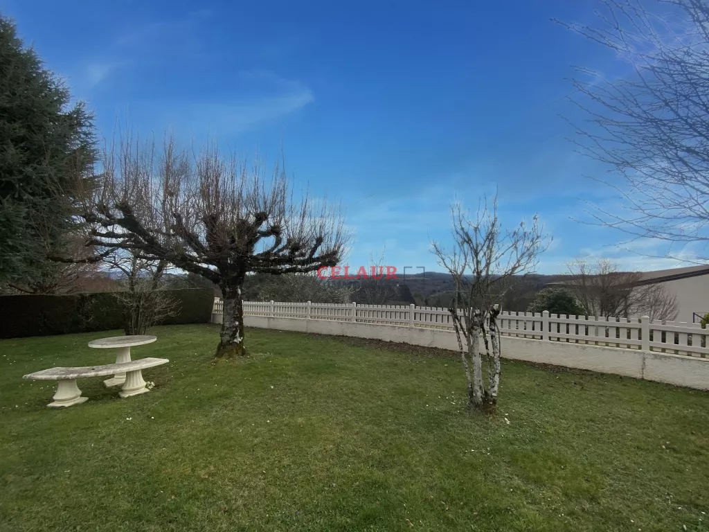 MAISON DE PLAIN-PIED AVEC JARDIN SANS VIS-A-VIS