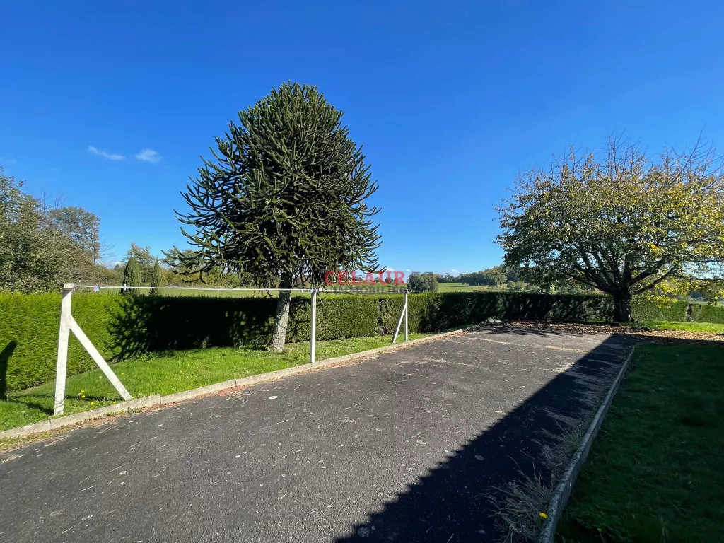 MAISON DE PLAIN-PIED AVEC JARDIN SANS VIS-A-VIS