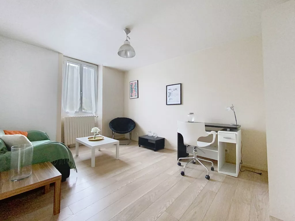 T2 MEUBLE PROCHE IUT