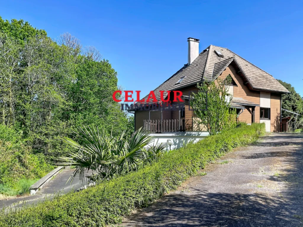 PROPRI&Eacute;T&Eacute; AVEC TERRAIN BOIS&Eacute; DE 1,5 HECTARE