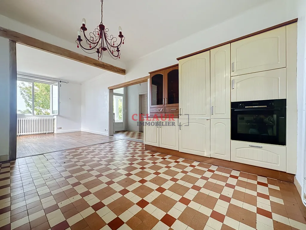 MAISON FAMILIALE 5 CHAMBRES SEILHAC